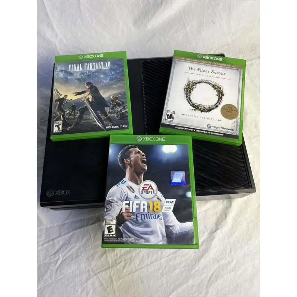 Microsoft Xbox One 500gb Home Console - Black +3 Games & Controller